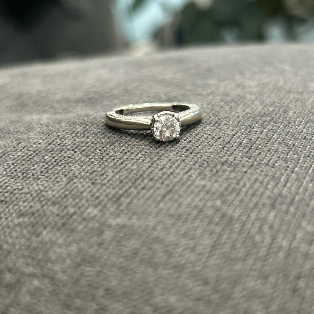 Silver Solitaire Ring with Brilliant Diamond